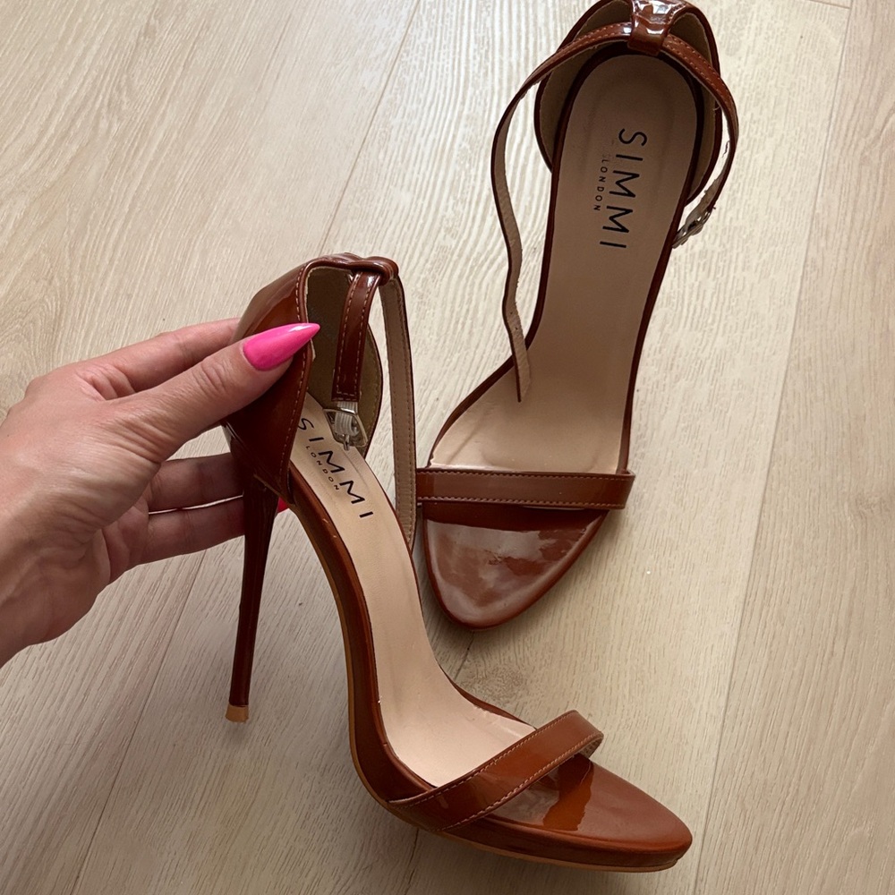 SIMMI LONDONWomen's Brown Patent High Heel Sandals